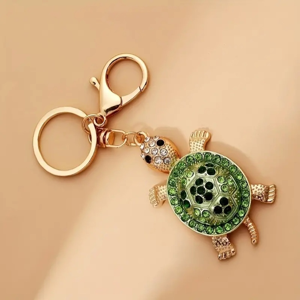 Green Rhinestone Turtle Keychain/Charm - Picture 4 of 4